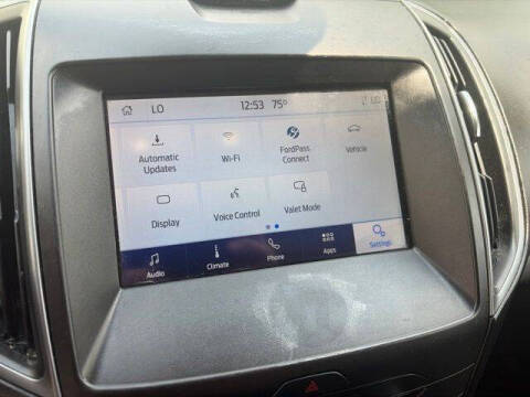 2020 Ford Edge SE