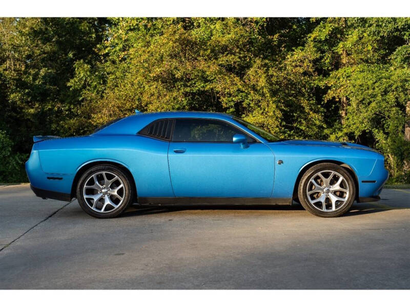 2015 Dodge Challenger SXT Plus
