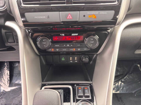 2025 Mitsubishi Eclipse Cross SE