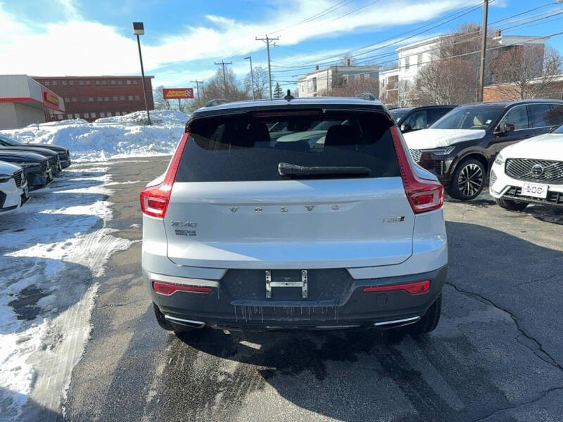 2020 Volvo XC40 T5 R-Design
