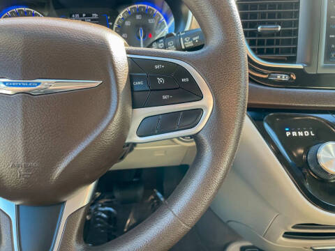 2020 Chrysler Voyager LXi