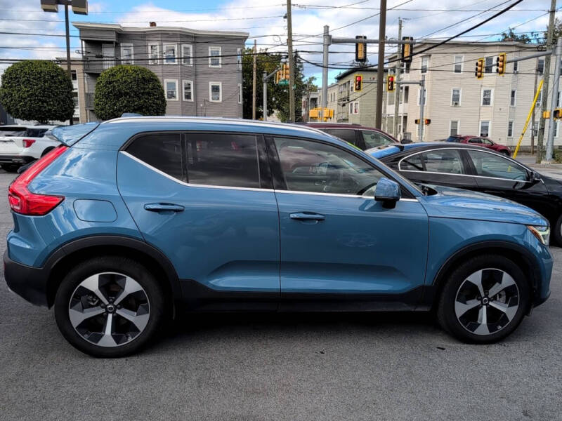 2024 Volvo XC40