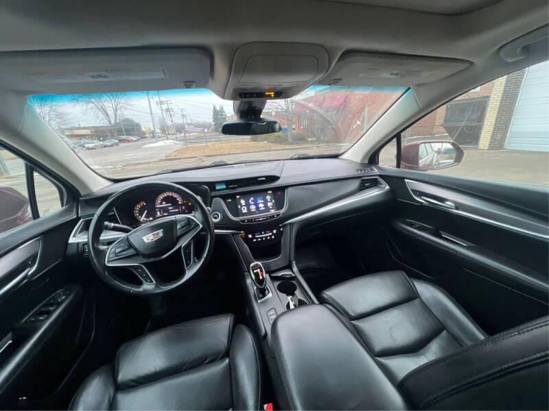 2017 Cadillac XT5 Luxury