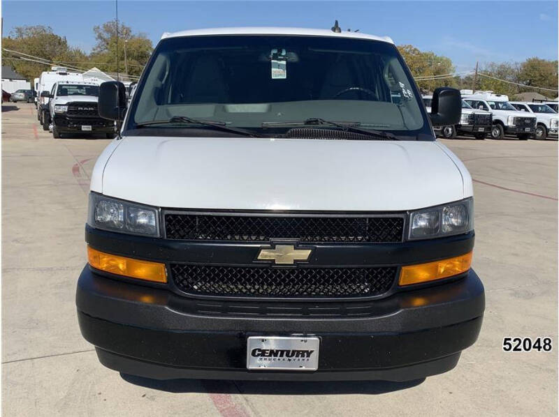 2023 Chevrolet Express 2500
