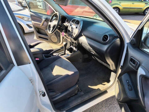 2004 Toyota RAV4