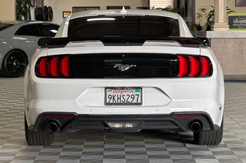 2021 Ford Mustang EcoBoost Premium