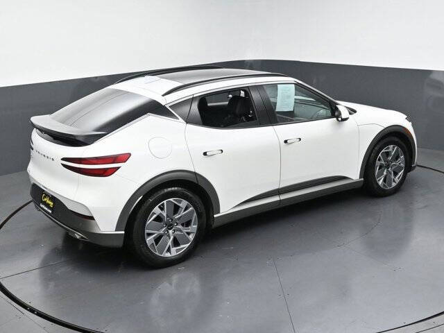 2025 Genesis GV60 Standard