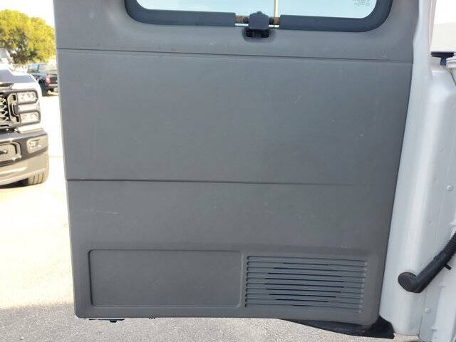 2023 Chevrolet Express LS 3500