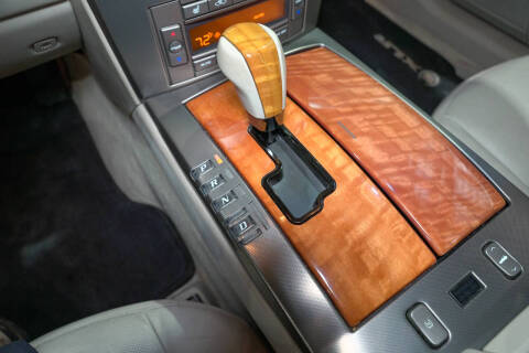2005 Cadillac XLR