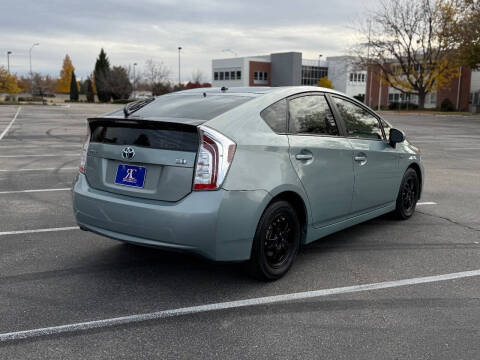 2015 Toyota Prius Two