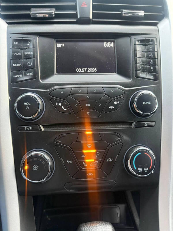 2016 Ford Fusion SE