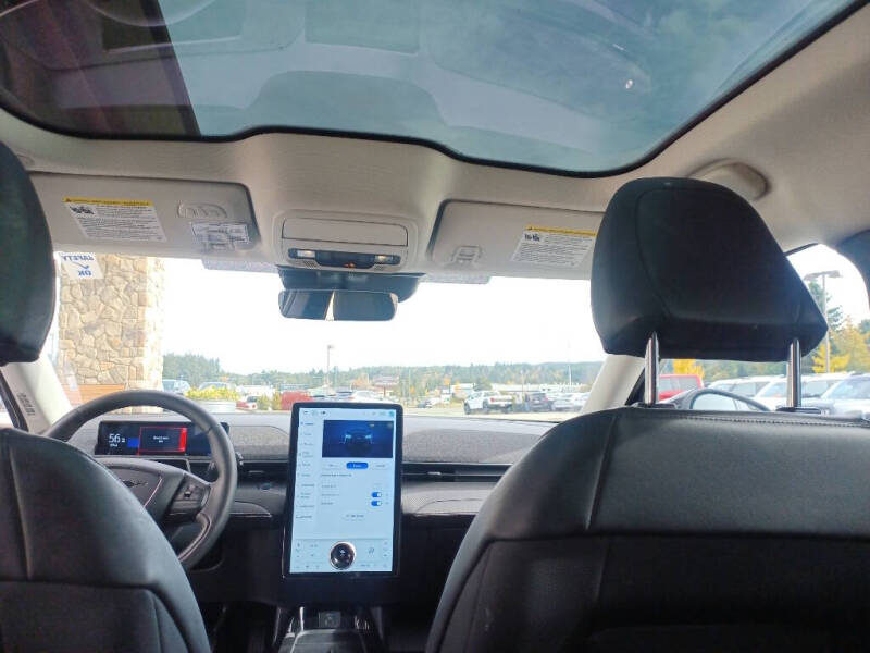 2021 Ford Mustang Mach-E Premium