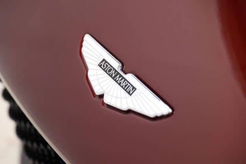 2023 Aston Martin DBS