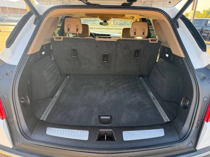 2018 Cadillac XT5 Platinum