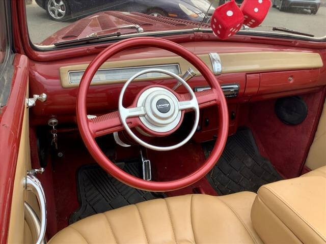 1941 Ford Super Deluxe