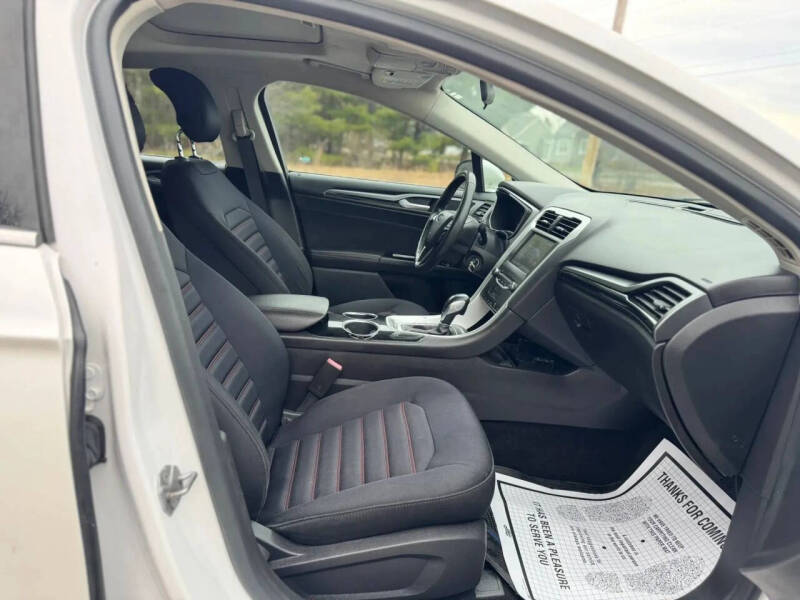 2013 Ford Fusion SE