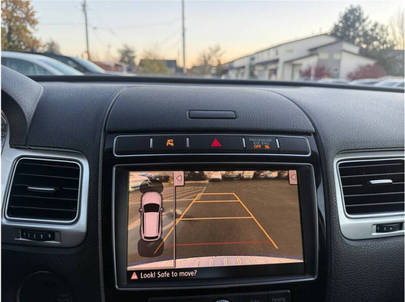 2015 Volkswagen Touareg TDI Lux