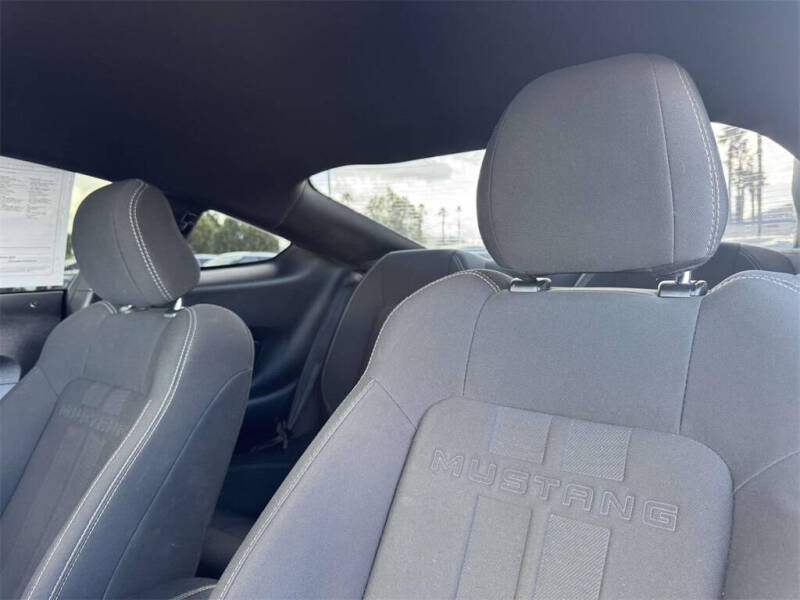 2020 Ford Mustang EcoBoost