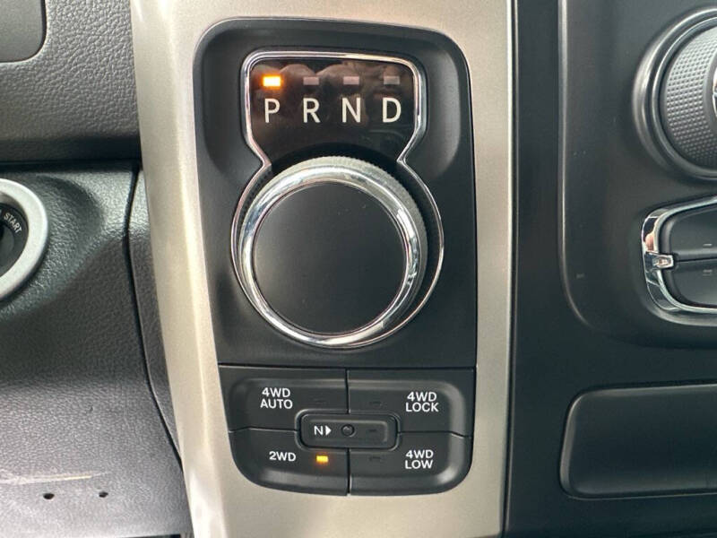 2018 RAM 1500 SLT