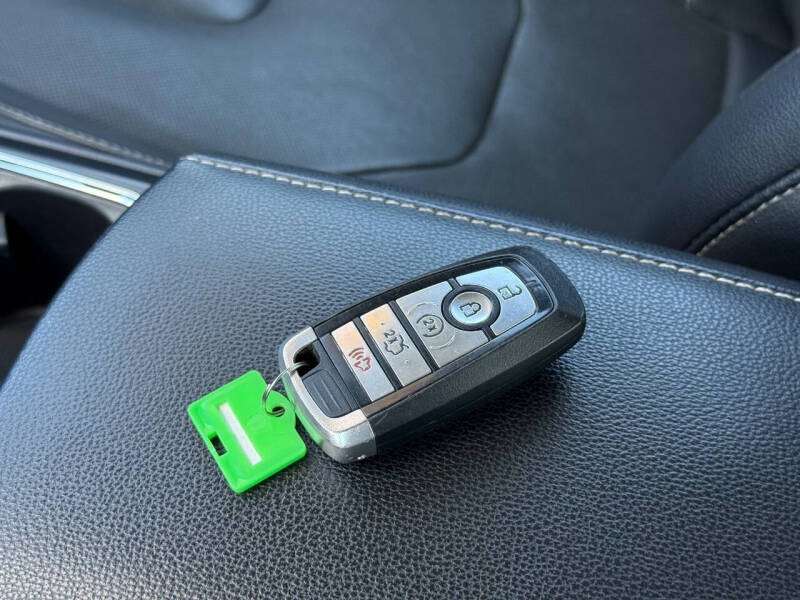 2020 Ford Fusion Hybrid Titanium