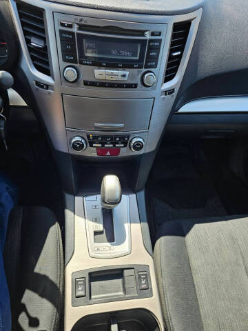 2013 Subaru Outback 2.5i Premium
