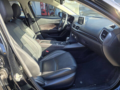 2017 Mazda MAZDA3 Grand Touring