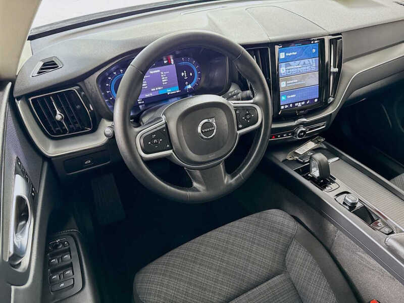 2023 Volvo XC60 B5 Core