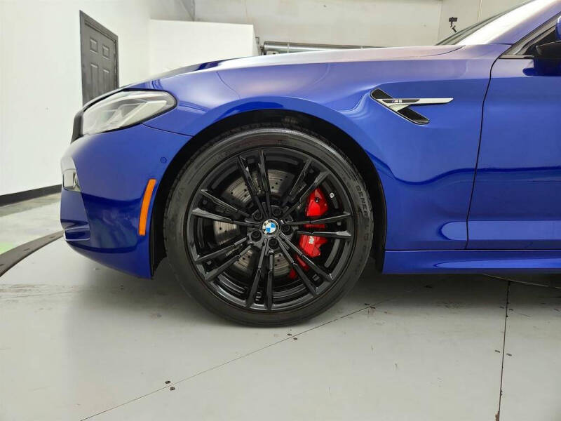 2022 BMW M5