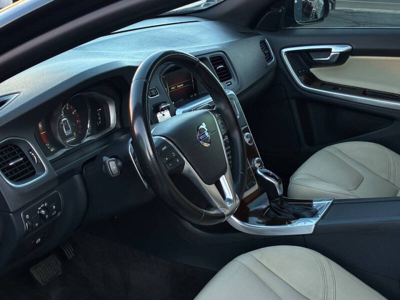 2015 Volvo S60 T6 Drive-E