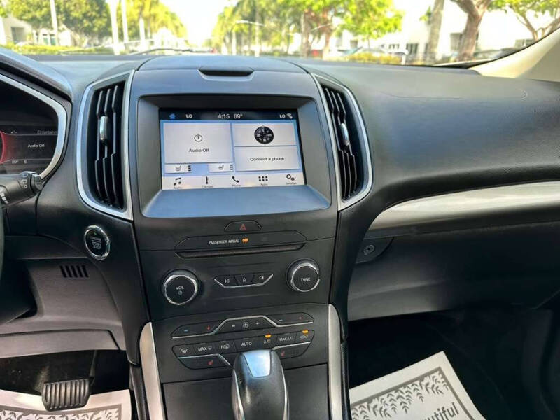 2017 Ford Edge SEL