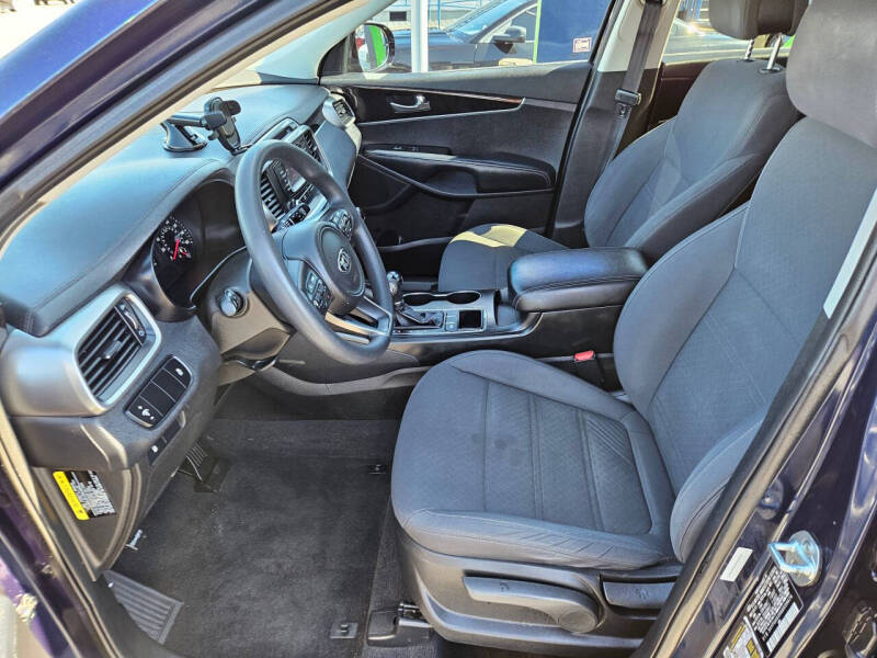 2016 Kia Sorento LX
