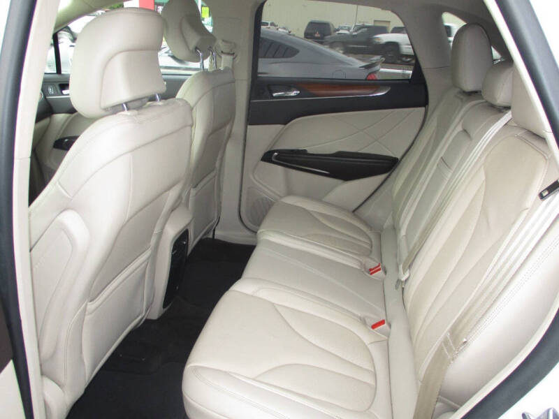 2017 Lincoln MKC Select