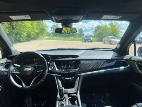 2025 Cadillac XT6 Premium Luxury