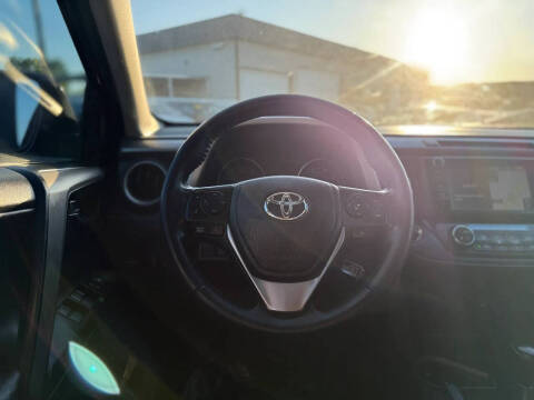 2017 Toyota RAV4 XLE