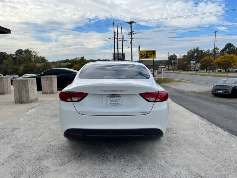 2017 Chrysler 200 LX