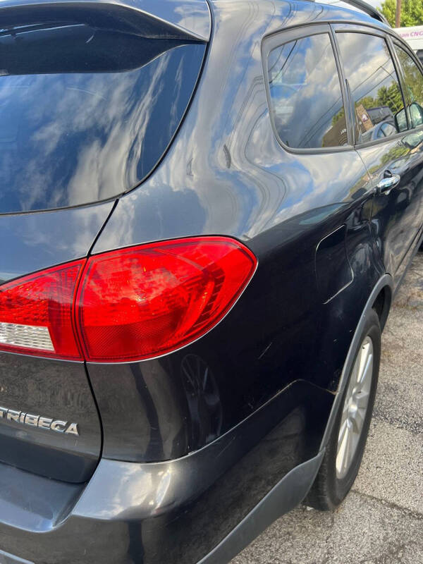2009 Subaru Tribeca 7-Pass.