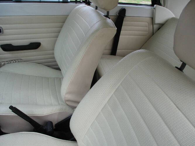 1977 Volkswagen Beetle