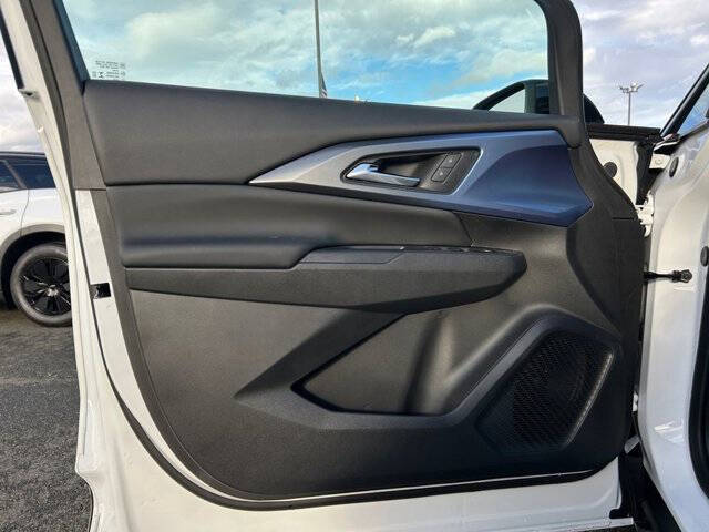 2026 Chevrolet Equinox EV LT 2