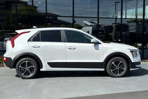2026 Kia Niro EX