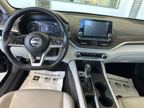 2025 Nissan Altima 2.5 SV