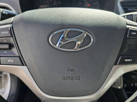 2019 Hyundai Accent SE