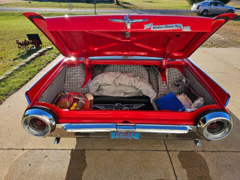 1961 Ford Thunderbird