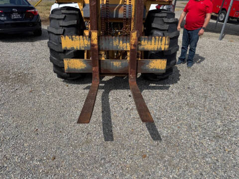 1995 Case IH  585E FORKLIFT