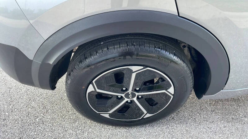 2026 Kia Niro LX