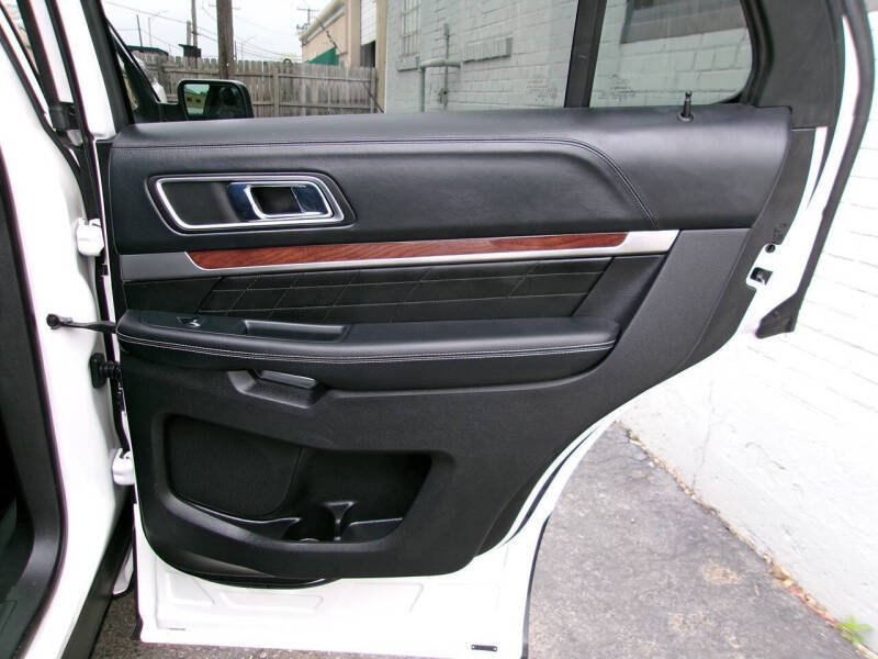 2018 Ford Explorer Platinum