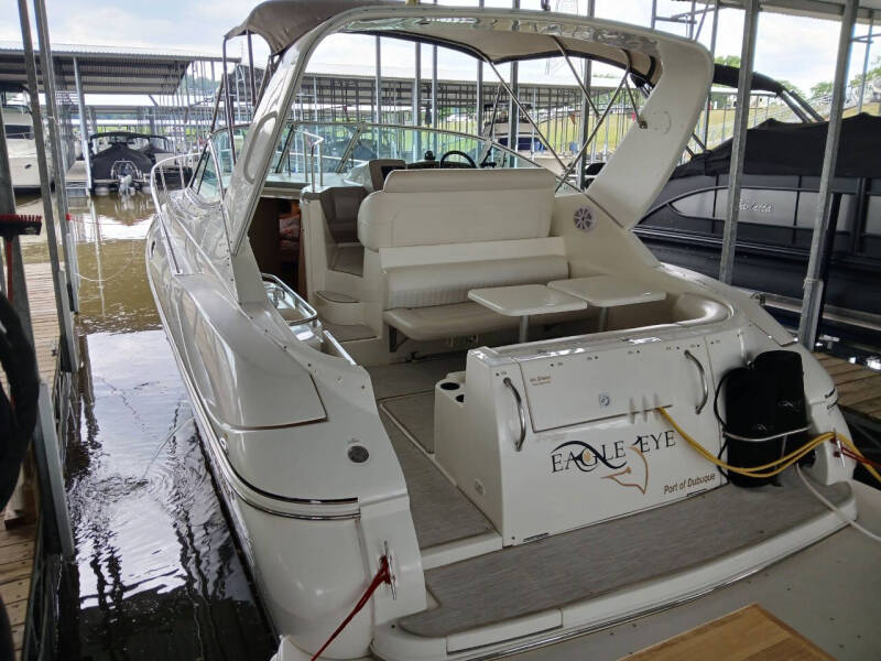 2002 Cruisers Yachts 3275 Express