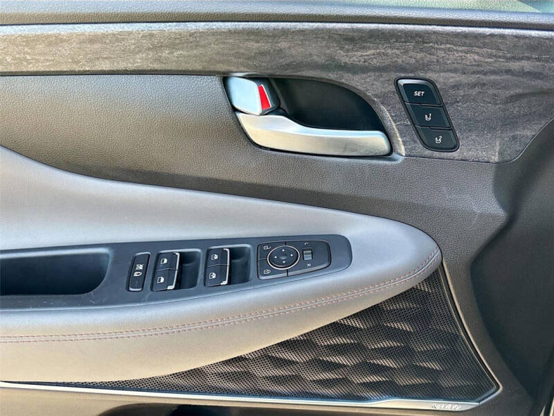 2020 Hyundai Santa Fe Limited 2.0T