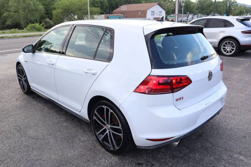 2017 Volkswagen Golf GTI