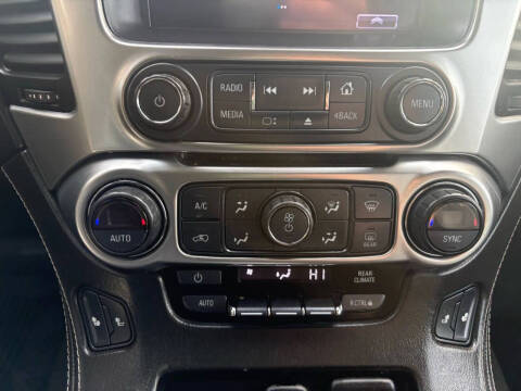 2017 Chevrolet Suburban LT