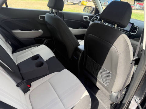 2022 Hyundai Venue SEL